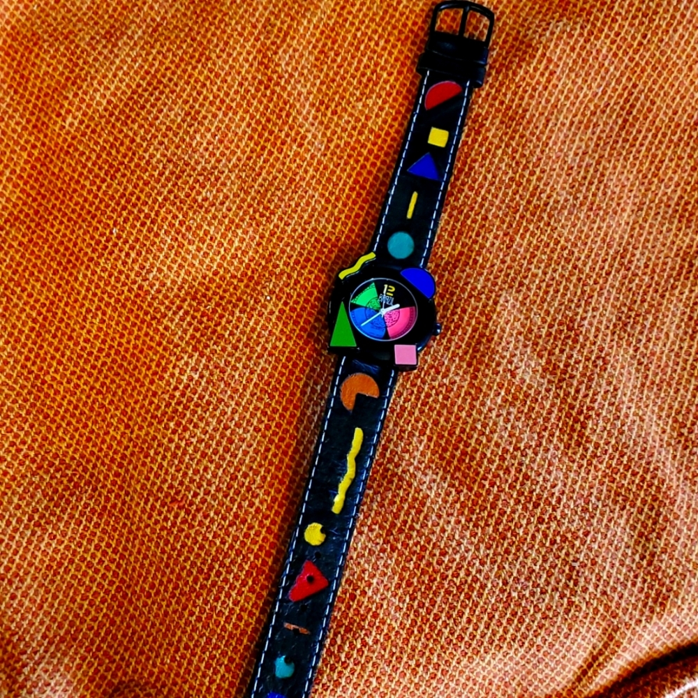 Brazil watch 1980 1990 geometric shapes onyx black Japan movement